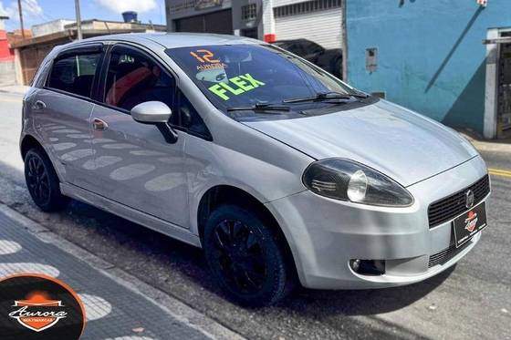FIAT PUNTO 1.4 ATTRACTIVE 8V FLEX 4P MANUAL FIAT PUNTO 1.4 ATTRACTIVE 8V FLEX 4P MANUAL